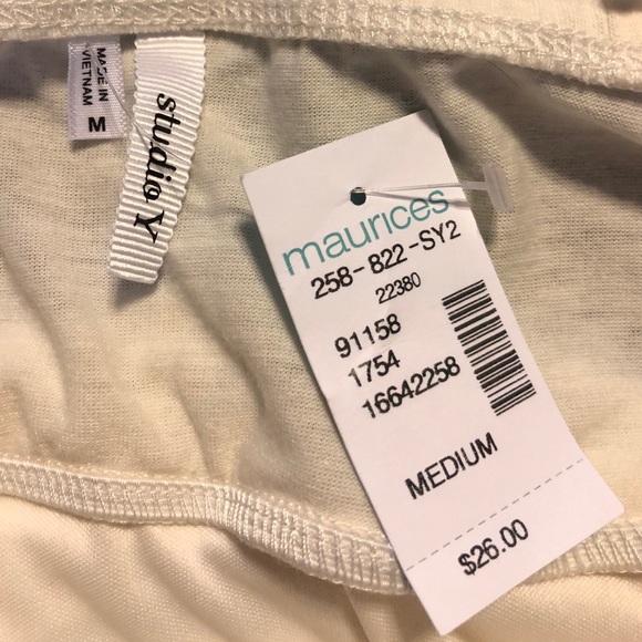 NWT Halter top with ruching - Picture 4 of 5